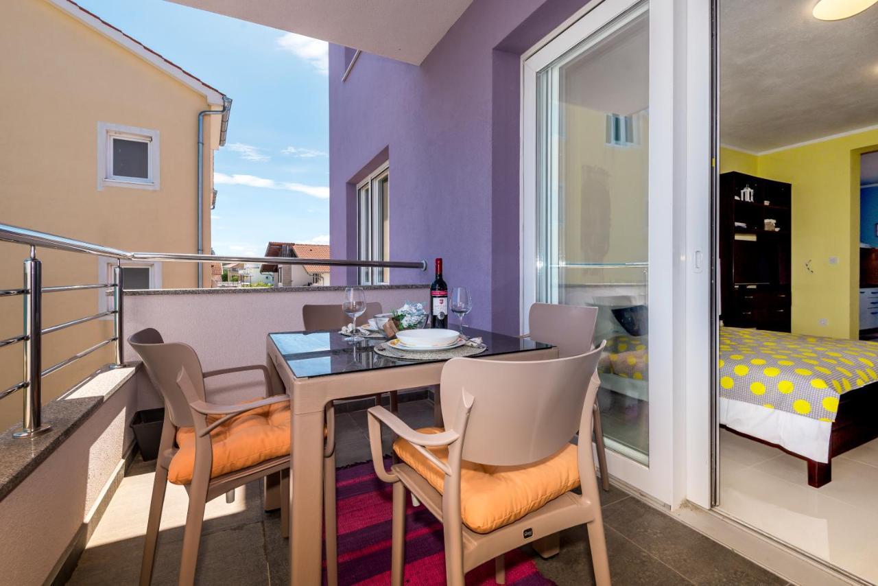 Kairos Apartment Bilice Exterior photo