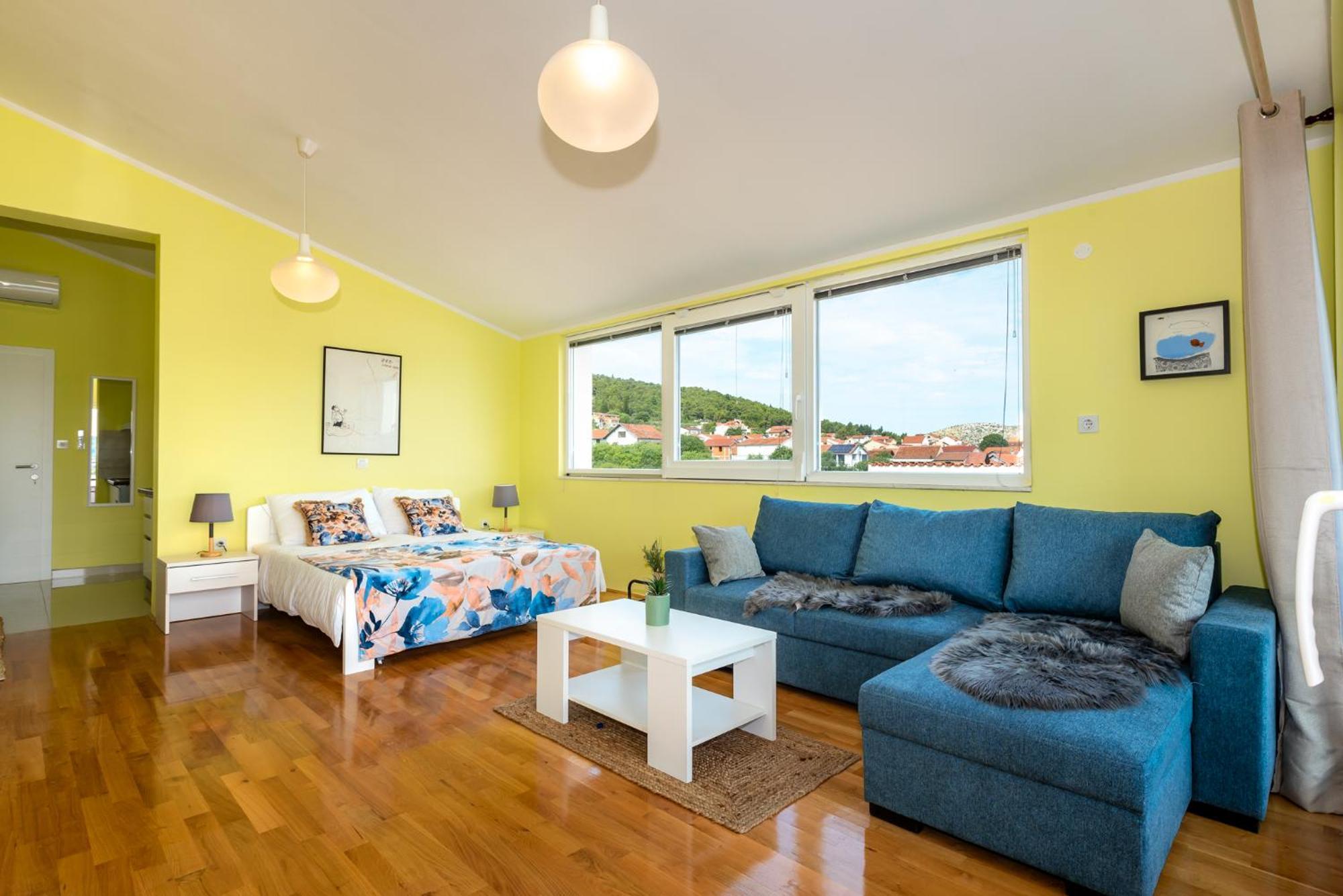 Kairos Apartment Bilice Exterior photo